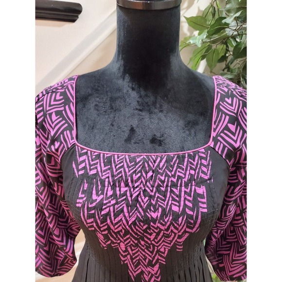 Nicole Miller Women's Black & Pink Pleated Square Neck 3/4 Sleeve Top Blouse 6 - Picture 2 of 15